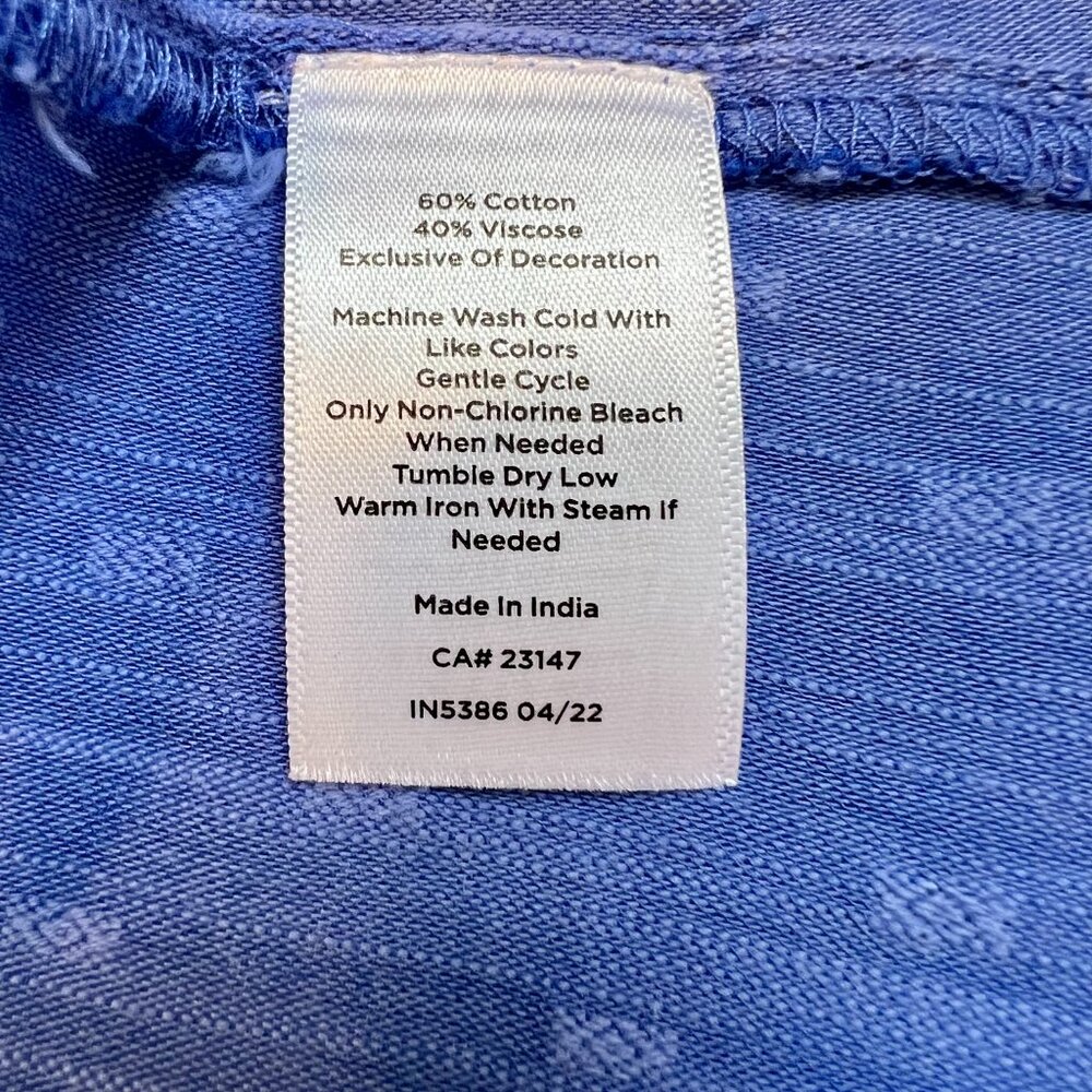 PRICE IS FIRM!  Beautiful Talbots Blue V-Neck Top/Blouse - Picture 9 of 11